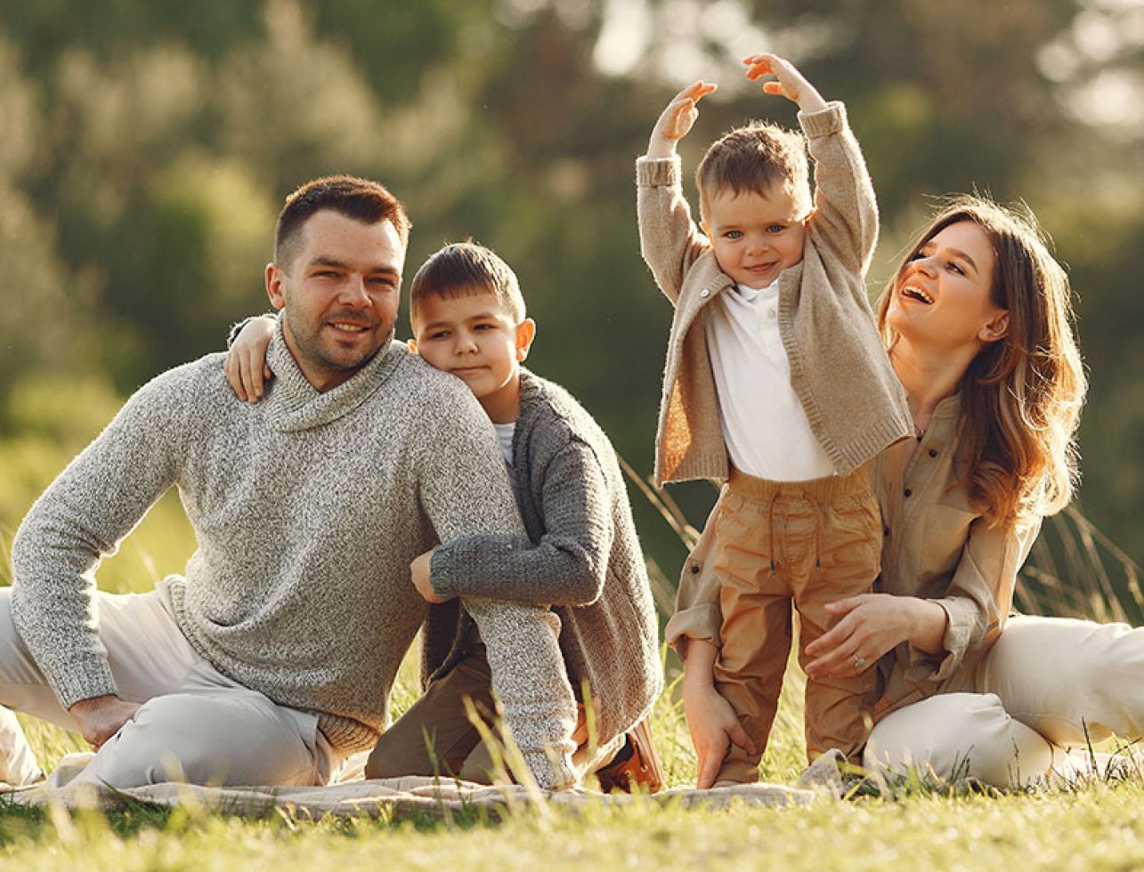 Einen Privatkredit aufnehmen oder private Schulden bei Bekannten und Familie machen?